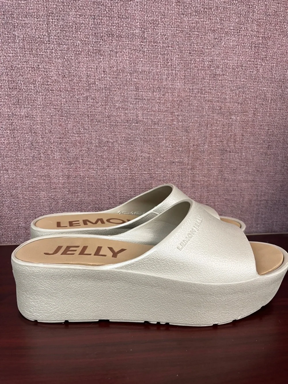 Lemon Jelly Champagne Sunny Platform Sandals Slides Waterproof Comfort Size 7